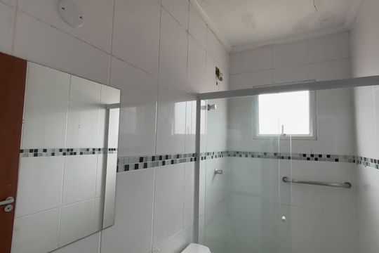 Casa de Condomínio para alugar com 3 quartos, 196m² em Jardim Nova Coimbra, Cotia