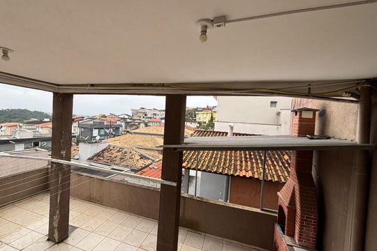 Casa de Condomínio para alugar com 3 quartos, 196m² em Jardim Nova Coimbra, Cotia