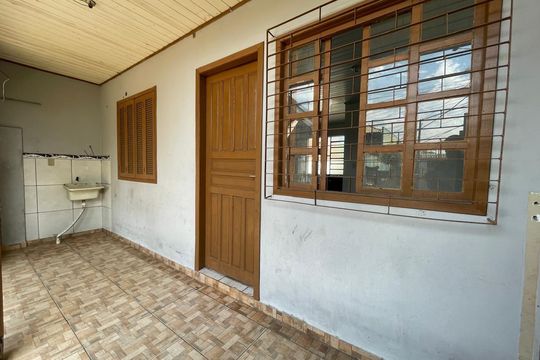 Casa para alugar com 1 quarto, 150m² em Scharlau, São Leopoldo