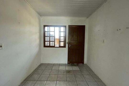 Casa para alugar com 1 quarto, 150m² em Scharlau, São Leopoldo