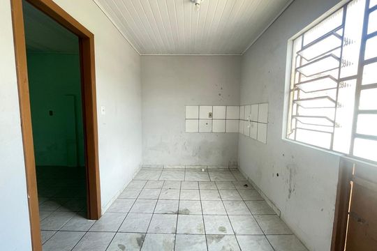 Casa para alugar com 1 quarto, 150m² em Scharlau, São Leopoldo