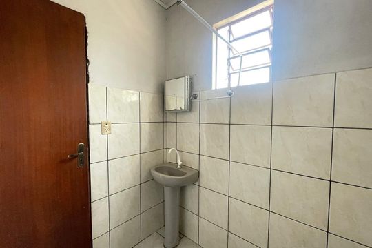 Casa para alugar com 1 quarto, 150m² em Scharlau, São Leopoldo