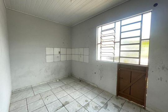 Casa para alugar com 1 quarto, 150m² em Scharlau, São Leopoldo