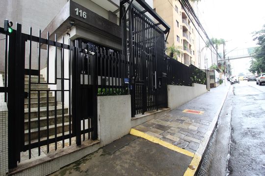 Fachada de apartamento à venda com 3 quartos, 115m² em Vila Olímpia, São Paulo
