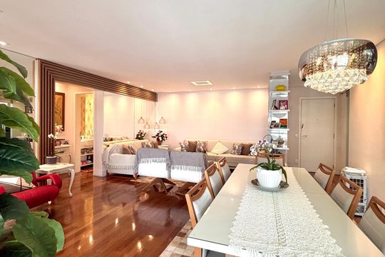 Apartamento à venda com 3 quartos, 157m² em Vila Anastácio, São Paulo