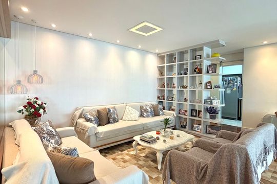 Apartamento à venda com 3 quartos, 157m² em Vila Anastácio, São Paulo