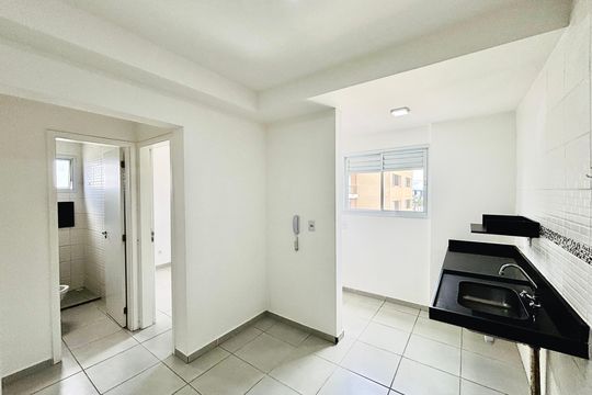 Cozinha de apartamento para alugar com 2 quartos, 40m² em Artur Alvim, São Paulo