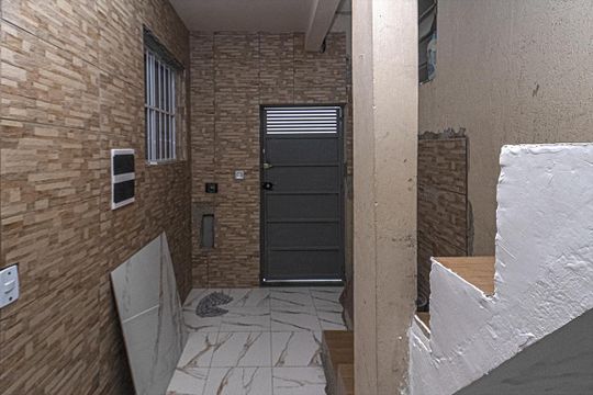 hall de entrada_2 de casa à venda com 5 quartos, 174m² em Vila Moraes, São Paulo
