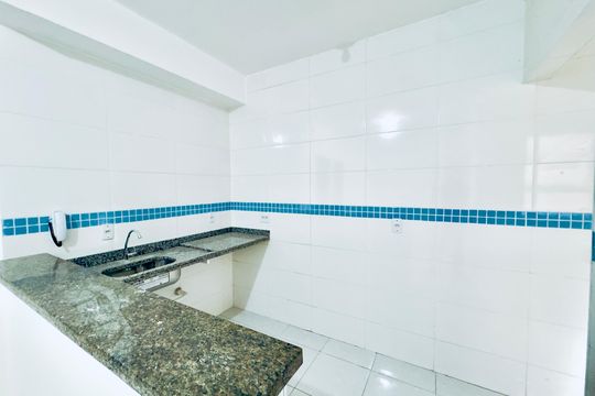 Cozinha de apartamento para alugar com 1 quarto, 40m² em Jardim Rosana, Guarulhos