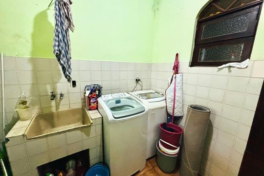 Área de Serviço de casa para alugar com 2 quartos, 250m² em Vila Santa Teresinha, São Paulo