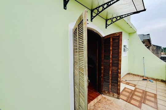 Varanda de casa para alugar com 2 quartos, 250m² em Vila Santa Teresinha, São Paulo
