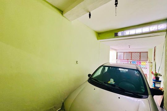 Garagem de casa para alugar com 2 quartos, 250m² em Vila Santa Teresinha, São Paulo