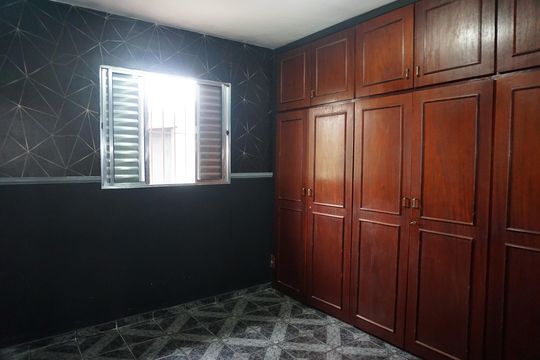 Quarto 3 de casa para alugar com 4 quartos, 156m² em Jardim Dom José, Embu das Artes