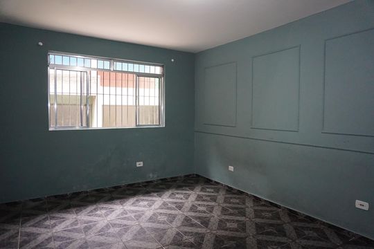Sala de casa para alugar com 4 quartos, 156m² em Jardim Dom José, Embu das Artes