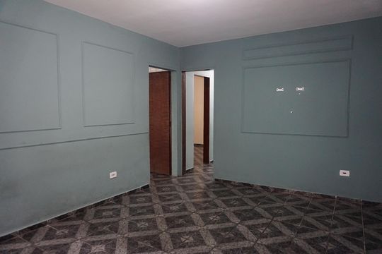 Casa para alugar com 4 quartos, 156m² em Jardim Dom José, Embu das Artes