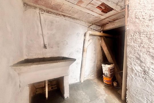 Lavanderia de casa para alugar com 1 quarto, 45m² em Jardim Angela Maria, Carapicuíba