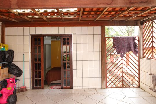 Varanda de casa à venda com 4 quartos, 120m² em Vila Brasil, São Paulo