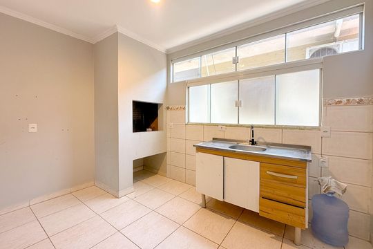 Cozinha de apartamento para alugar com 1 quarto, 38m² em Ingleses Norte, Florianópolis