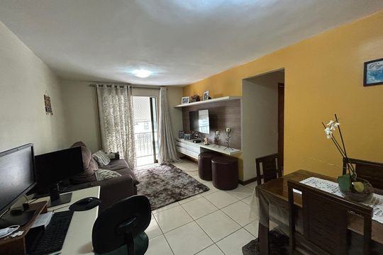 Apartamento para alugar com 2 quartos, 60m² em Marechal Hermes, Rio de Janeiro