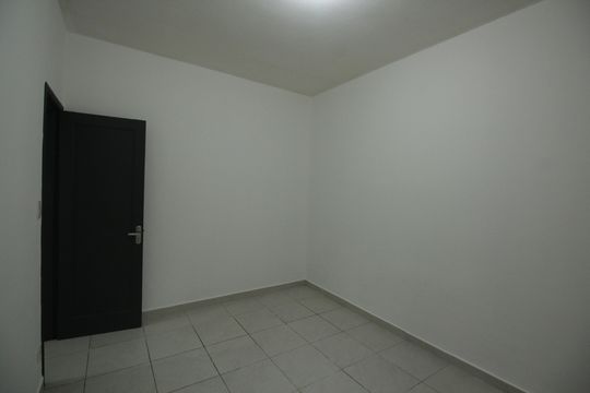 Quarto 2 de apartamento para alugar com 2 quartos, 58m² em Embaré, Santos