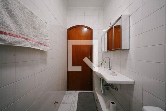 Casa à venda com 4 quartos, 200m² em Jardim Arize, São Paulo