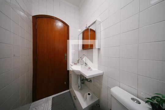 Casa à venda com 4 quartos, 200m² em Jardim Arize, São Paulo