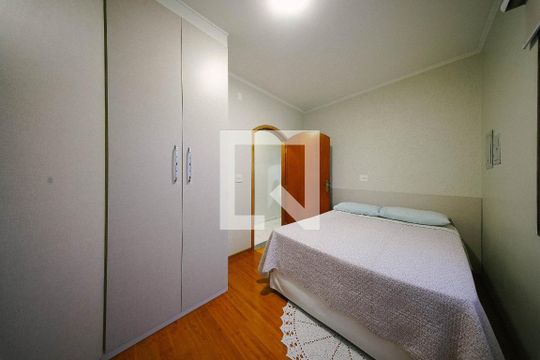Casa à venda com 4 quartos, 200m² em Jardim Arize, São Paulo