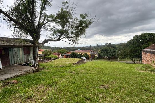 Casa à venda com 1 quarto, 360m² em São Borja, São Leopoldo