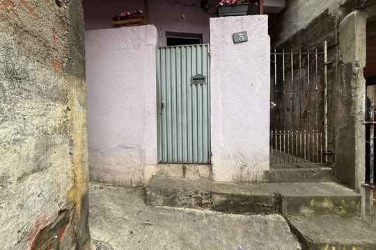 Fachada de casa à venda com 2 quartos, 51m² em Jardim Sydney, São Paulo