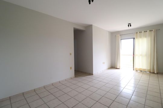 Apartamento para alugar com 3 quartos, 50m² em Umuarama, Uberlândia