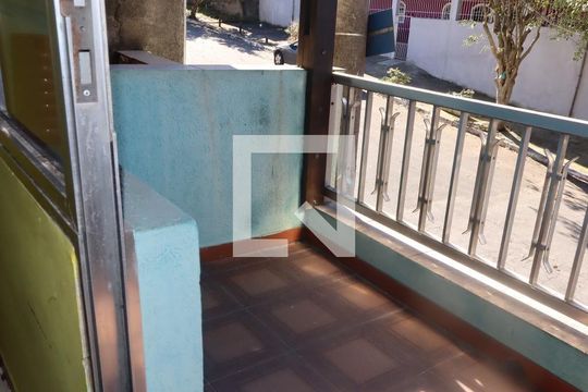 Casa à venda com 3 quartos, 125m² em Jardim Sapopemba, São Paulo
