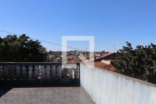 Casa à venda com 3 quartos, 125m² em Jardim Sapopemba, São Paulo