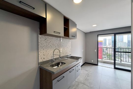 Cozinha  de kitnet/studio para alugar com 1 quarto, 24m² em Vila Cordeiro, São Paulo