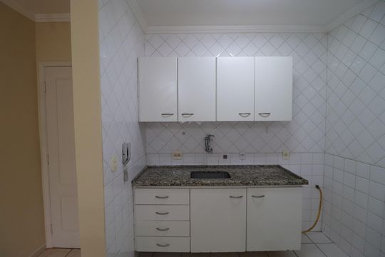Cozinha  de apartamento para alugar com 1 quarto, 50m² em Ribeirânia, Ribeirão Preto