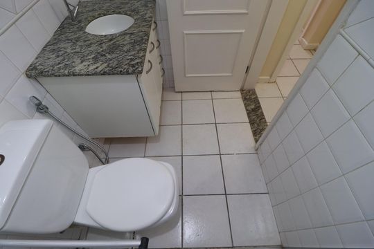 Banheiro  de apartamento para alugar com 1 quarto, 50m² em Ribeirânia, Ribeirão Preto