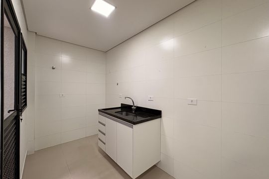 Cozinha  de apartamento para alugar com 2 quartos, 47m² em Bangú, Santo André