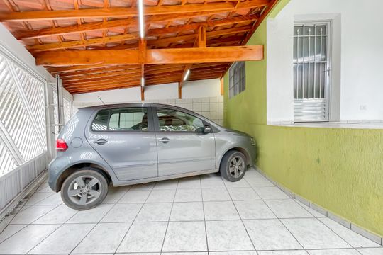 Garagem de casa para alugar com 3 quartos, 180m² em Vila Yolanda, Osasco