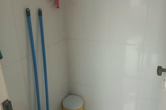 Banheiro 3 de casa para alugar com 2 quartos, 150m² em Tibery, Uberlândia