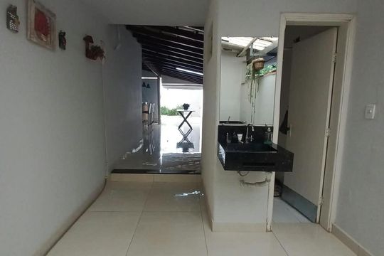 Área externa de casa para alugar com 2 quartos, 150m² em Tibery, Uberlândia