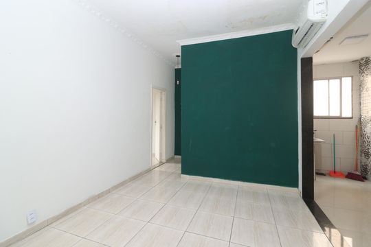 Sala de apartamento para alugar com 1 quarto, 40m² em Campinho, Rio de Janeiro