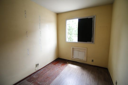 Apartamento à venda com 2 quartos, 60m² em Taquara, Rio de Janeiro