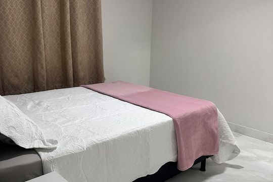 Quarto de kitnet/studio para alugar com 1 quarto, 30m² em Recreio dos Bandeirantes, Rio de Janeiro