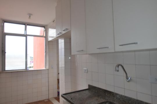 Cozinha de apartamento para alugar com 2 quartos, 76m² em Madureira, Rio de Janeiro