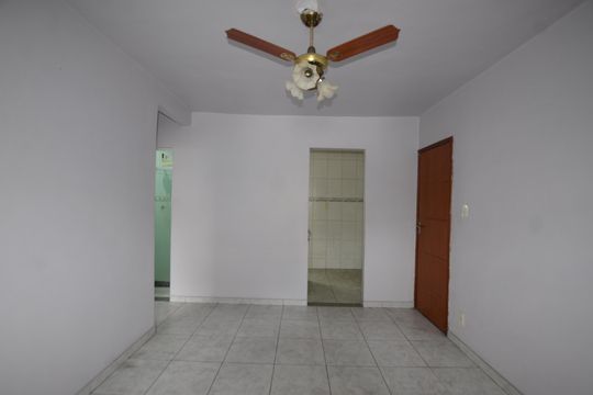 Casa de Condomínio para alugar com 2 quartos, 48m² em Coelho Neto, Rio de Janeiro