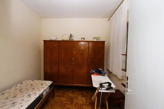 Quarto 3 de casa à venda com 3 quartos, 360m² em Alto Caiçaras, Belo Horizonte