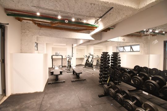 Área comum - Academia de kitnet/studio para alugar com 1 quarto, 27m² em São Francisco, Curitiba