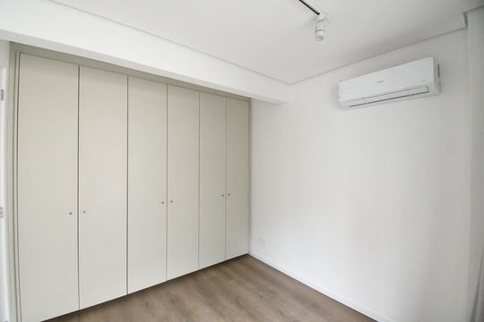 Quarto de kitnet/studio para alugar com 1 quarto, 42m² em São Francisco, Curitiba