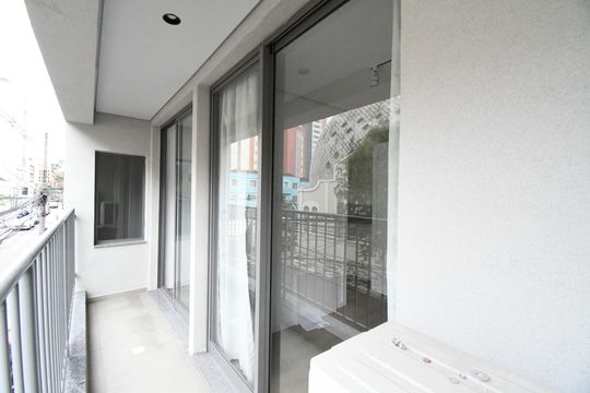 Sacada da Sala de kitnet/studio para alugar com 1 quarto, 42m² em São Francisco, Curitiba