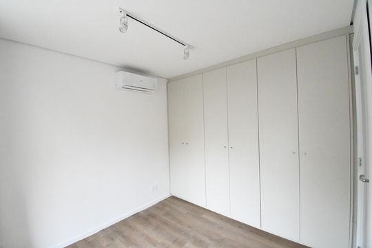 Quarto  de kitnet/studio para alugar com 1 quarto, 42m² em São Francisco, Curitiba