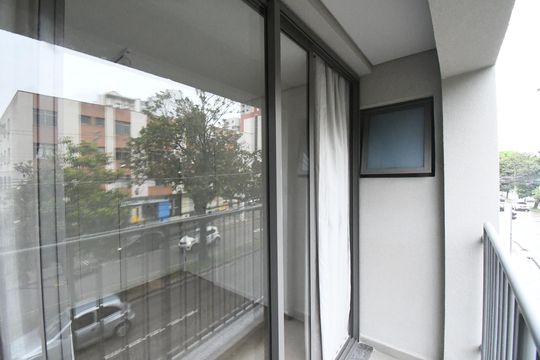 Sacada do Quarto  de kitnet/studio para alugar com 1 quarto, 42m² em São Francisco, Curitiba